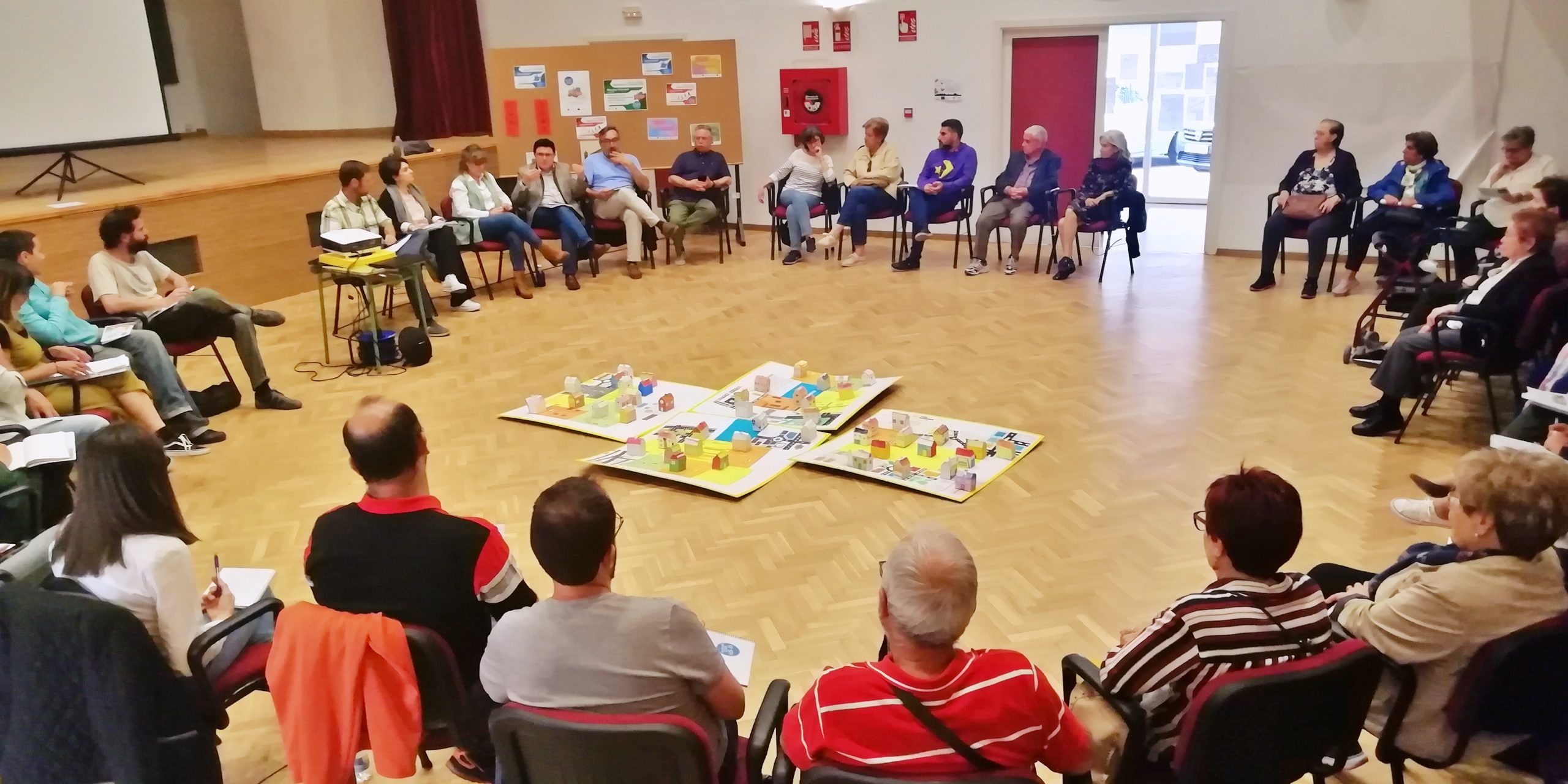 Celebrado el Encuentro Comunitario de Santa Bárbara y presentada la Monografía del barrio